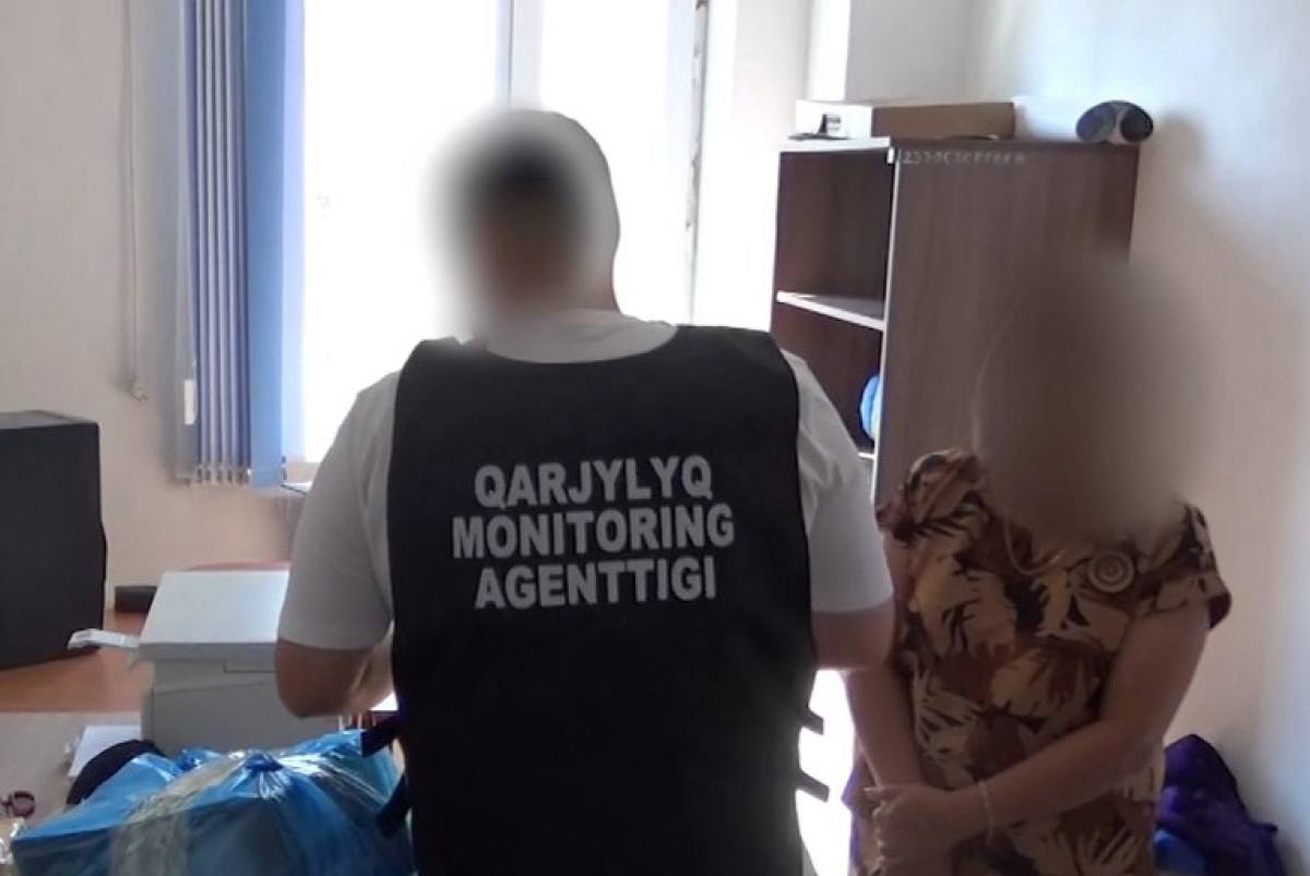 Пирамида под маской благотворительности в Карагандинской области обманули 400 человек Департамент агентства по финансовому мониторингу по Карагандинской области расследует дело о создании и руководстве финансовой пирамидой под названием Үміт Самғау Как установлено организаторы проекта маскировали его под благотворительную инициативу якобы направленную на помощь одиноким матерям многодетным и малообеспеченным семьям Гражданам предлагалось внести вклад с обещанной доходностью от 300 до 800 при этом доход зависел от суммы участия Выплаты осуществлялись не за счёт реальной деятельности а из денег новых участников классическая схема пирамиды baq rus