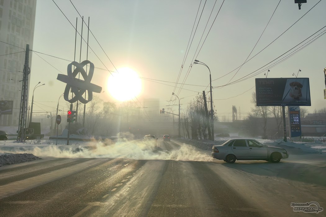 В Свердловскую область начнёт поступать холодный воздух начиная с 30 ноября.  По данным синоптиков, похолодает не сильно — в начале декабря днём в Екатеринбурге ожидается нулевая температура  Выкладываем прогноз погоды до субботы    «Уральский меридиан»