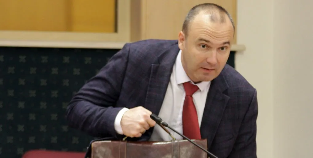 Сергей Неретин вновь назначен врио министра транспорта Самарской области В третий раз временно исполнять обязанности министра транспорта и автомобильных дорог Самарской области будет Сергей Неретин   oboz info sergej neretin vnov naznachen vrio ministra transporta samarskoj oblasti