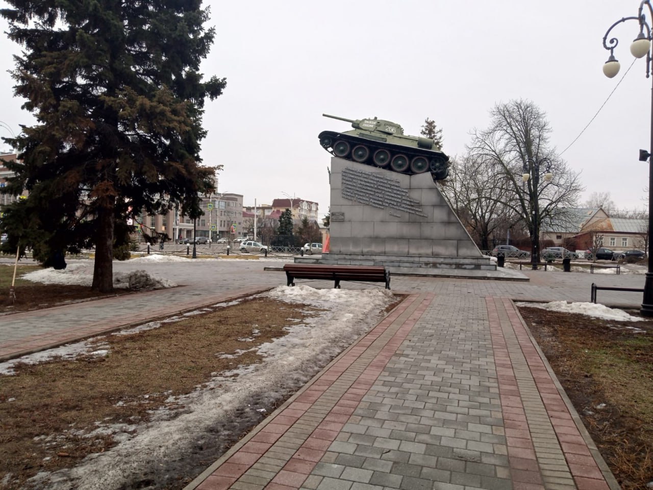 В Тамбовской области сменились руководители двух министерств  В правительстве Тамбовской области обсудили ситуацию с восстановлением домов в Котовске  Росприроднадзор предостерёг власти Тамбова от загрязнения водоохранной зоны Жигалки  В области выявлен ряд нарушений по содержанию автодороги "Тамбов – Шацк"  Контракт на строительство дороги по улице Волжской заинтересовал прокуратуру  Читайте итоги дня на ИА "Онлайн Тамбов.ру"