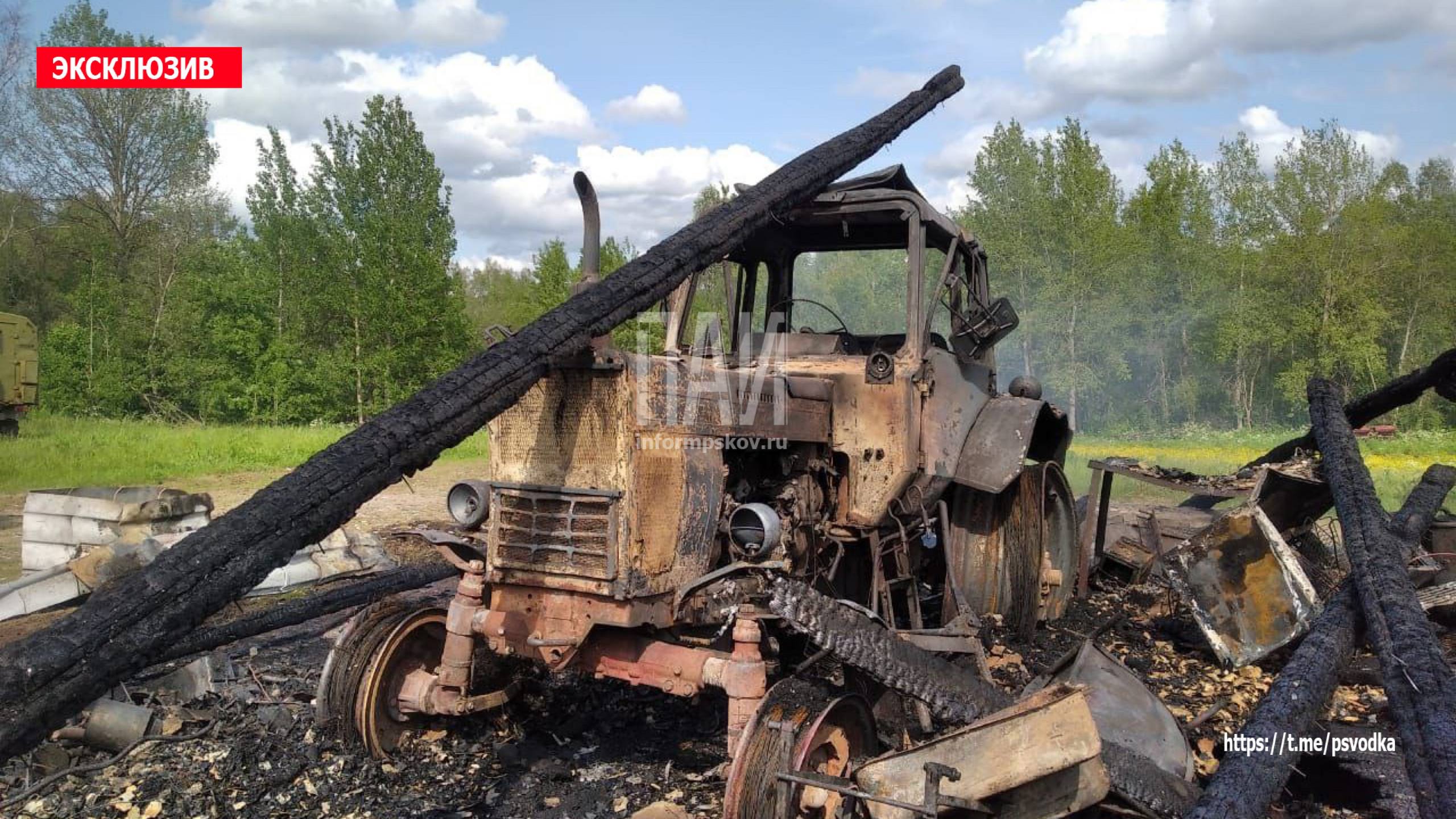 В деревне Сиковицы Струго-Красненского района произошел пожар гаража. В результате полностью сгорел гараж с находившимся внутри трактором МТЗ-80.    Пожарным удалось отстоять расположенные рядом жилой дом и четыре хозяйственные постройки. Владелец гаража получил ожоги около 70% тела и экстренно госпитализирован в Псковскую областную больницу.    По факту происшествия проводится проверка.