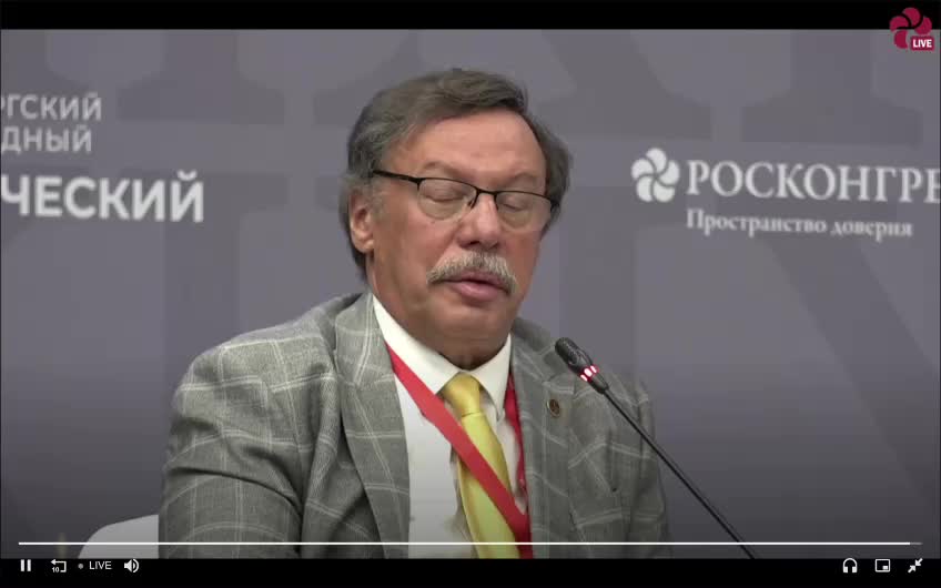 Спор на ПМЮФ: Михаил Барщевский и Дмитрий Малышев обсуждают права эмбрионов