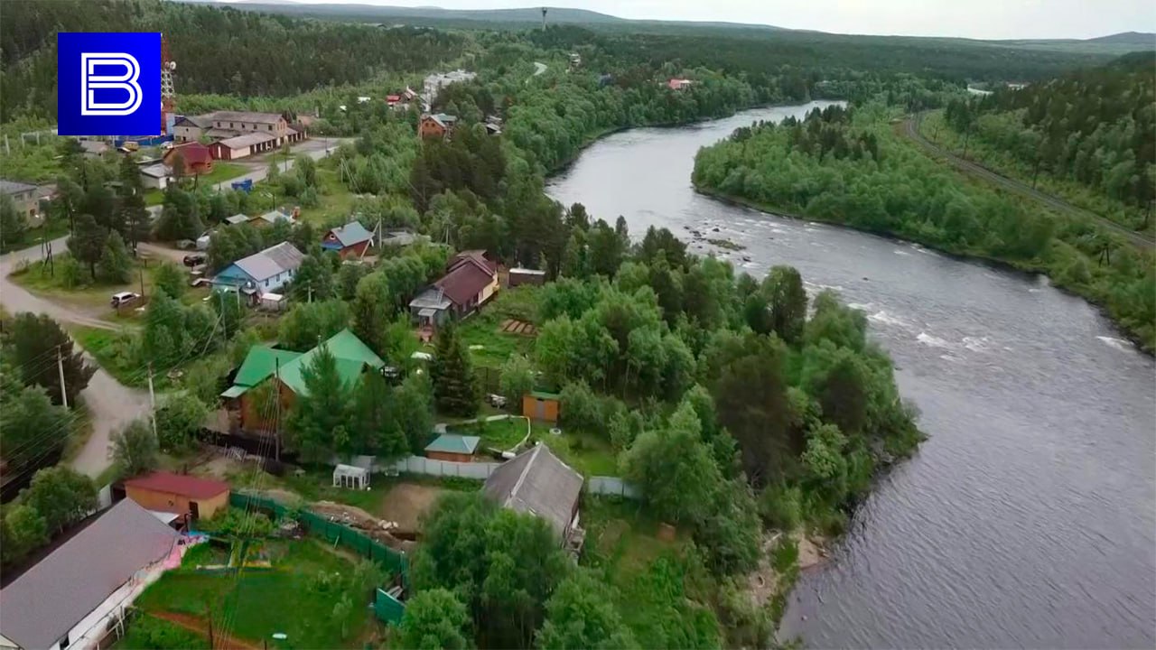 Сертификат на покупку земли теперь могут получить многодетные семьи Мурманской области Эта мера поддержки предлагается как альтернатива единовременной выплате в 500 тысяч рублей Семьи могут сами выбрать участок Подать документы на получение меры поддержки можно в администрации муниципалитета Подпишись Вести Мурман