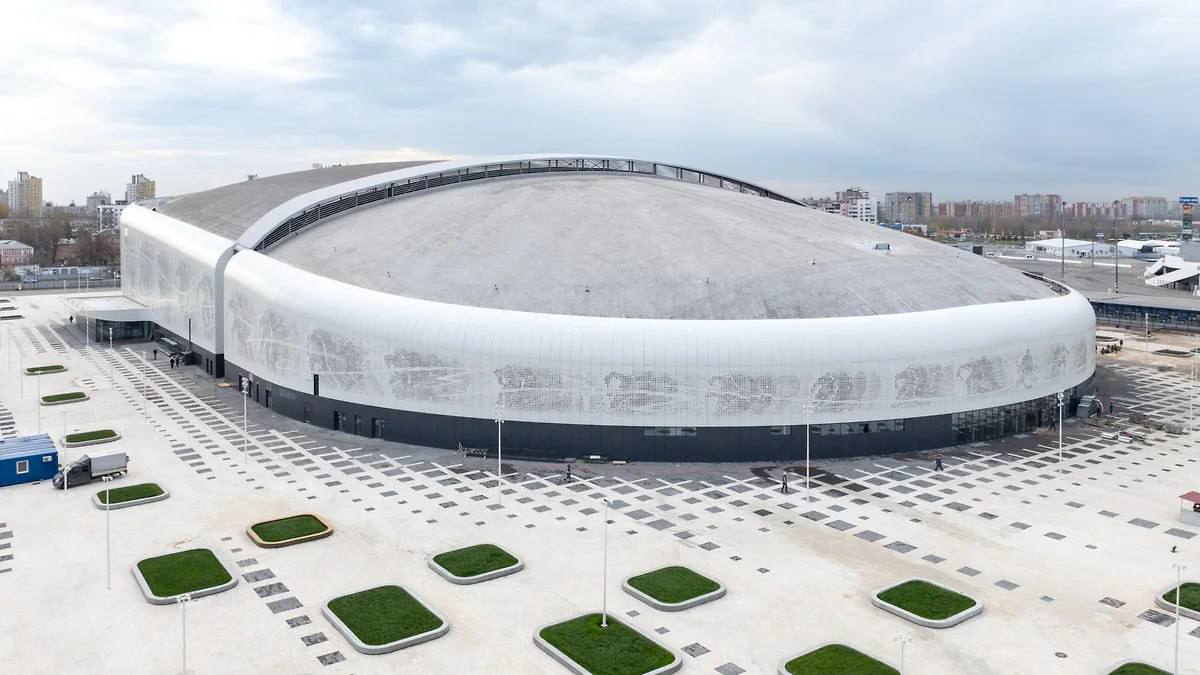 Нижегородское Торпедо может переехать на новую ледовую арену к концу года Перед окончательным переездом состоятся тестовые мероприятия где выступят команды Молодёжной хоккейной лиги для проверки готовности арены и служб mynnovgorod