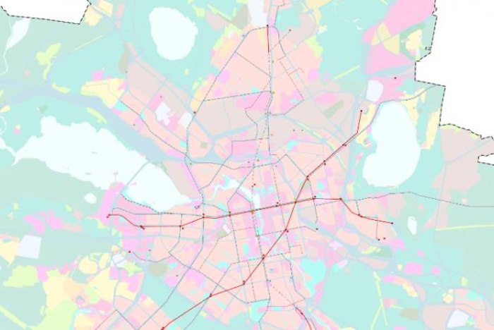 В Екатеринбурге появятся две новые ветки метро, а действующую продлят Власти Екатеринбурга уже в августе или сентябре 2025 года утвердят планы по развитию метро. Ради этого будет скорректирован Генплан, сообщает Telegram-канал «Екатеринбург. Главное» со ссылкой на вице-мэра Рустама Галямова. Уже существующую ветку планируют продлить на север и на юг. Новые станции появятся на Елизавете, в Солнечном и Академическом. Вторая ветка должна связать станцию «Янтарная» в районе ВИЗа со станцией «Каменные палатки» на ЖБИ. Депо для этой линии появится в районе озера Малый Шарташ. Третья линия протянется от станции «Академическая» до станции «Шарташская». Депо для нее могут построить в районе железнодорожной станции «Аппаратная» или южнее Академического.