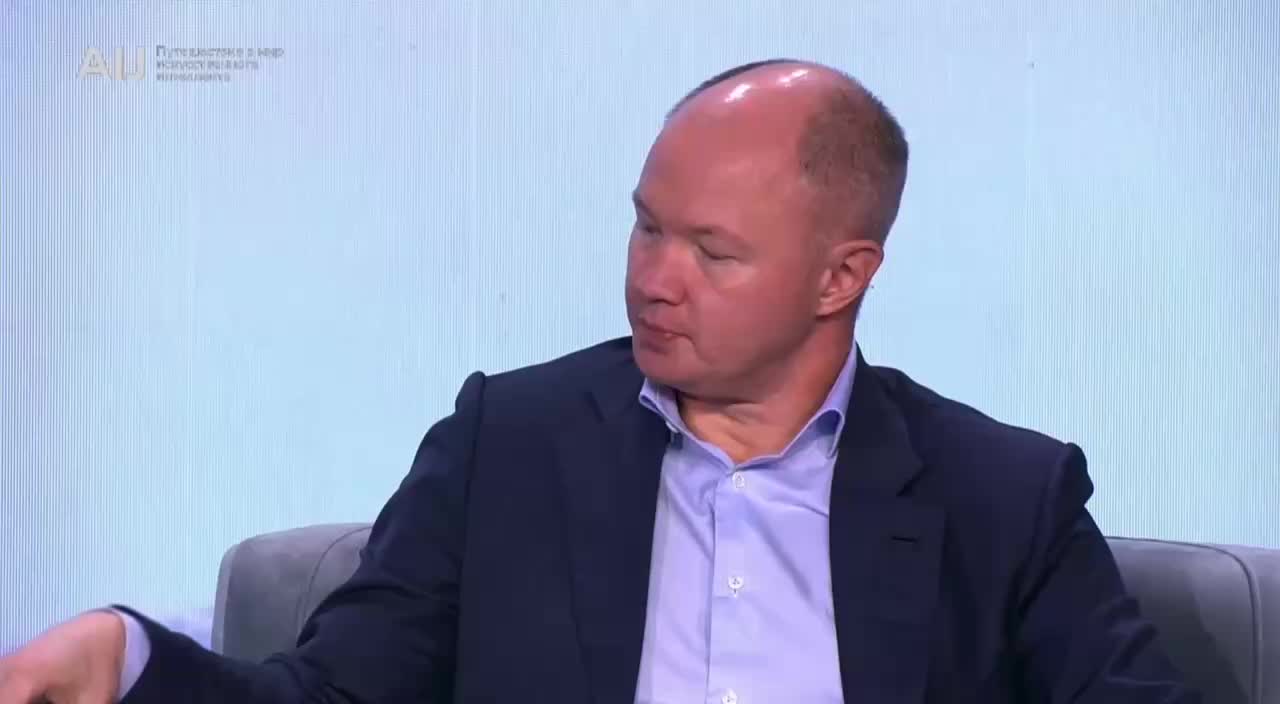 Топ-менеджеры банков и IT обсудили подготовку кадров на AI Journey 2025