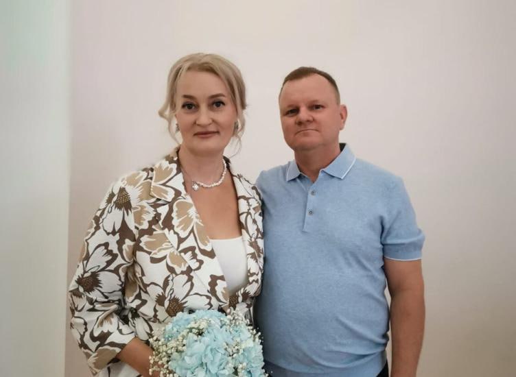 В Таганроге 1000 я пара связала себя узами брака Об этом в своем телеграм канале пишет региональное управление ЗАГС Счастливыми молодоженами оказались Владимир и Анна Ранее сообщалось что в Кировском районе Ростова заключила брак 3000 я пара Фото телеграм канале регионального управления ЗАГС ИА ДОН 24 Отправить новость