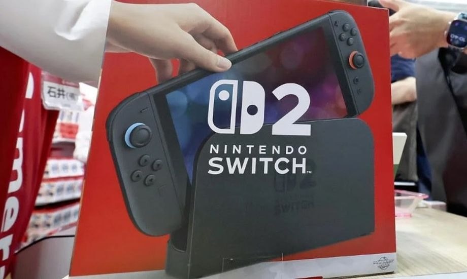 Switch 2 побила все рекорды в Японии. Даже PS2 осталась позади Nintendo добилась невероятного успеха в Японии — Switch 2 продаётся с рекордной скоростью. По данным издания Famitsu, за первые пять недель после релиза консоль разошлась тиражом более 1,5 млн штук, став самым быстро продаваемым устройством в истории японского рынка.