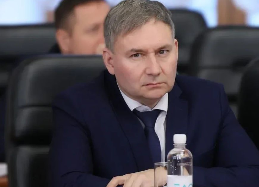 Вечерний Хабаровск  На новую и неизвестно для чего введенную должность председателя правительства Еврейской автономной области назначен Валерий Жуков Об этом сообщила глава ЕАО Маша Костюк Жители автономии в которой никогда не было председателя правительства области понимают это как признание свое полной неспособности руководить регионом Дескать сама Маша Костюк будет свадебным генералом А фактически руководить областью будет Валерий Жуков подробнее на канале Вечерний Хабаровск