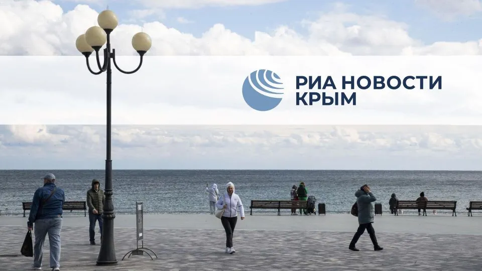 Землетрясение в Черном море и удар ВСУ по порту в Приморске главное за день СИМФЕРОПОЛЬ 3 мая РИА Новости Крым В Черном море произошло землетрясение Массированная атака ВСУ на Ленинградскую область главной целью удара стал порт в Приморске Семь стран ОПЕК заявили об увеличении пределов максимальной добычи нефти Иран дал Вашингтону месяц на урегулирования конфликта и составил план из 14 пунктов Сильные дожди и мощный ветер обрушатся на Крым и Севастополь О главных событиях и заявлениях дня в подборке РИА Новости Крым В Черном море зафиксировали землетрясение В Черном море произошло землетрясение магнитудой 2 9 Как сообщает Европейский сейсмологический центр очаг землетрясения находился на глубине 10 километров в 151 километре от Керчи и в 118 километрах к юго юго востоку от Ф Подробнее