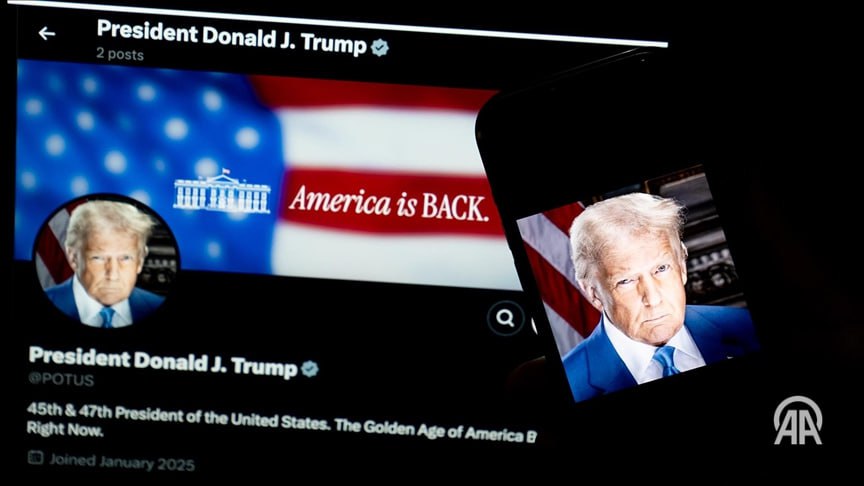 Президент США Дональд Трамп раскритиковал решение Еврокомиссии оштрафовать американскую платформу X на 120 миллионов евро Европе нужно быть очень осторожной в своих действиях Мы хотим чтобы Европа оставалась Европой но сейчас она движется в очень плохом направлении сказал Трамп отвечая на вопросы журналистов после встречи в Белом доме посвященной поддержке фермеров Комментируя решение Еврокомиссии президент США выразил недовольство в связи с таким шагом со стороны Брюсселя Подробнее на нашем сайте v aa com tr 3765835 24 7 в сутки с Агентством Анадолу