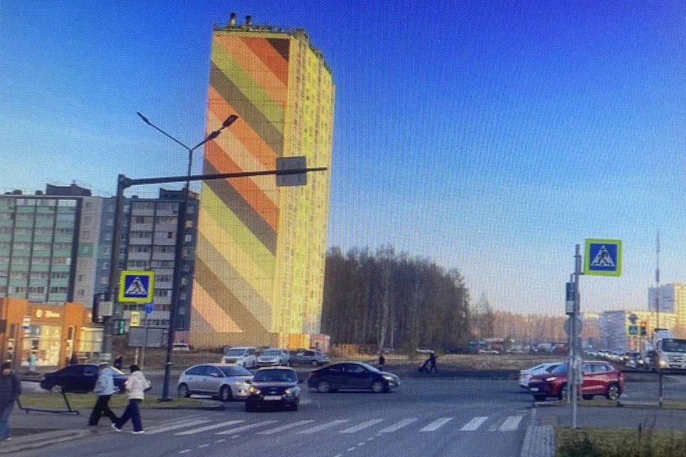 Наехал на ребенка и укатил в Челябинске отыскали водителя сбившего десятилетнего мальчика В Челябинске утром 21 октября десятилетний мальчик попал под колеса Школьник переходил Краснопольский проспект на зеленый свет когда его сбила машина Водитель не остановился помочь ребенку а уехал с места происшествия Мальчик получил травмы Номер и марку автомобиля он не запомнил За поиски безответственного водителя взялись сотрудники Госавтоинспекции Через несколько часов нарушителя удалось вычислить Он вызван в Госавтоинспекцию города Челябинска для дачи объяснений выяснения всех обстоятельств и проведения работы в рамках административного законодательства сообщили в ГАИ Челябинска Подписаться на chelkp