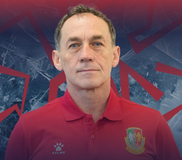 СКА Уральский Трубник расторг контракт с главным тренером команды Дмитрием Щетининым по обоюдному согласию сторон Кто станет новым наставником первоуральских хоккеистов пока не сообщается Наш канал в мессенджере MAX