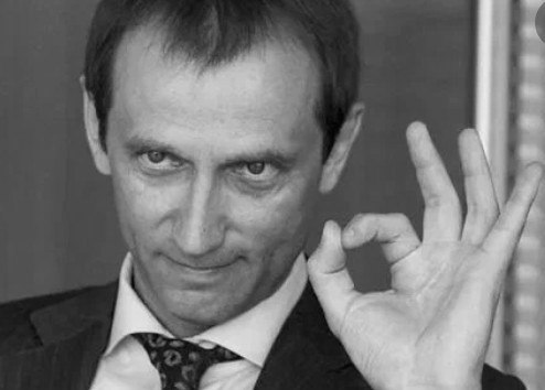 Умер бывший гендиректор «Уралкалия» и «ВСМПО-АВИСМА» Осипов Скончался бывший генеральный директор «Уралкалия» Дмитрий Осипов. Компанией он руководил с 2013-го по 2020 годы. С 2021-го по 2023 год возглавлял корпорацию «ВСМПО-АВИСМА». По словам знакомых, Осипов долгое время боролся с раком.