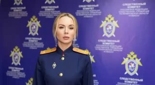 Трагедия в Новокузнецком роддоме В новогодние каникулы в роддоме 1 Новокузнецка погибли девять младенцев Причины смертей пока неизвестны но учреждение было закрыто на карантин из за высокой заболеваемости респираторной инфекцией Несколько ведомств включая Росздравнадзор и прокуратуру начали проверки Сообщается о жалобах на антисанитарию и некомпетентность персонала Губернатор временно снял с должности главврача Возбуждены уголовные дела по факту смертей и халатности Новокузнецк Здравоохранение Russia News Подпишись