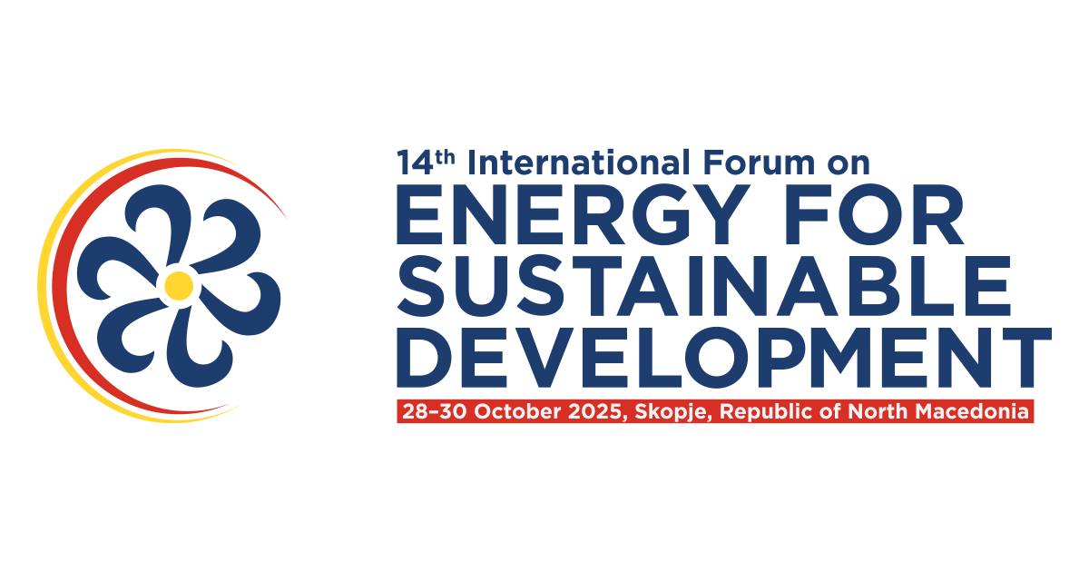 Сегодня в Женеве состоялся семинар Цифровая трансформация энергетических систем ускорение действий за счет координации и инноваций Организатор Правительство Северной Македонии ЕЭК ОНН Ассоциация развития возобновляемой энергетики приняла участие в рабочей группе по обсуждению комплексного подхода к системам управления и технологиям которые способствуют созданию устойчивых интегрированных адаптивных интеллектуальных и готовых к будущему энергетических систем На семинаре было отмечено что энергопереход и цифровая трансформация идут рука об руку Важным следствием цифровизации является формирование возможности использования ресурсов гибкости на стороне широкого класса потребителей механизмы Demand Response Наблюдаемый сегодня бум распространение СНЭ делает эти возможности еще шире Подписаться на АРВЭ