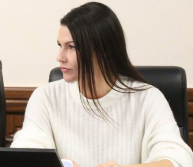 Политические слухи: экс-коммунистка Новикова хочет стать губернатором Камчатки Депутат краевого законодательного собрания Александра Новикова намерена вступить в партию «Справедливая Россия». Соответствующая информация появилась в камчатских соцсетях. Нажмите для подробностей -