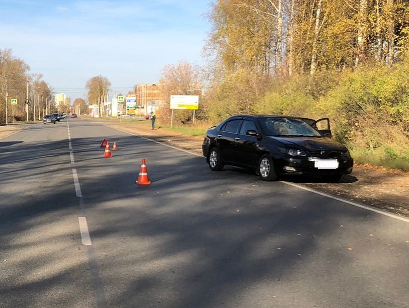 В Кирове на Павла Корчагина у дома № 2/1 водитель BYD сбил пешехода  Авария произошла 13 октября в 11:18. Мужчина получил травмы, сообщили в областной Госавтоинспекции.