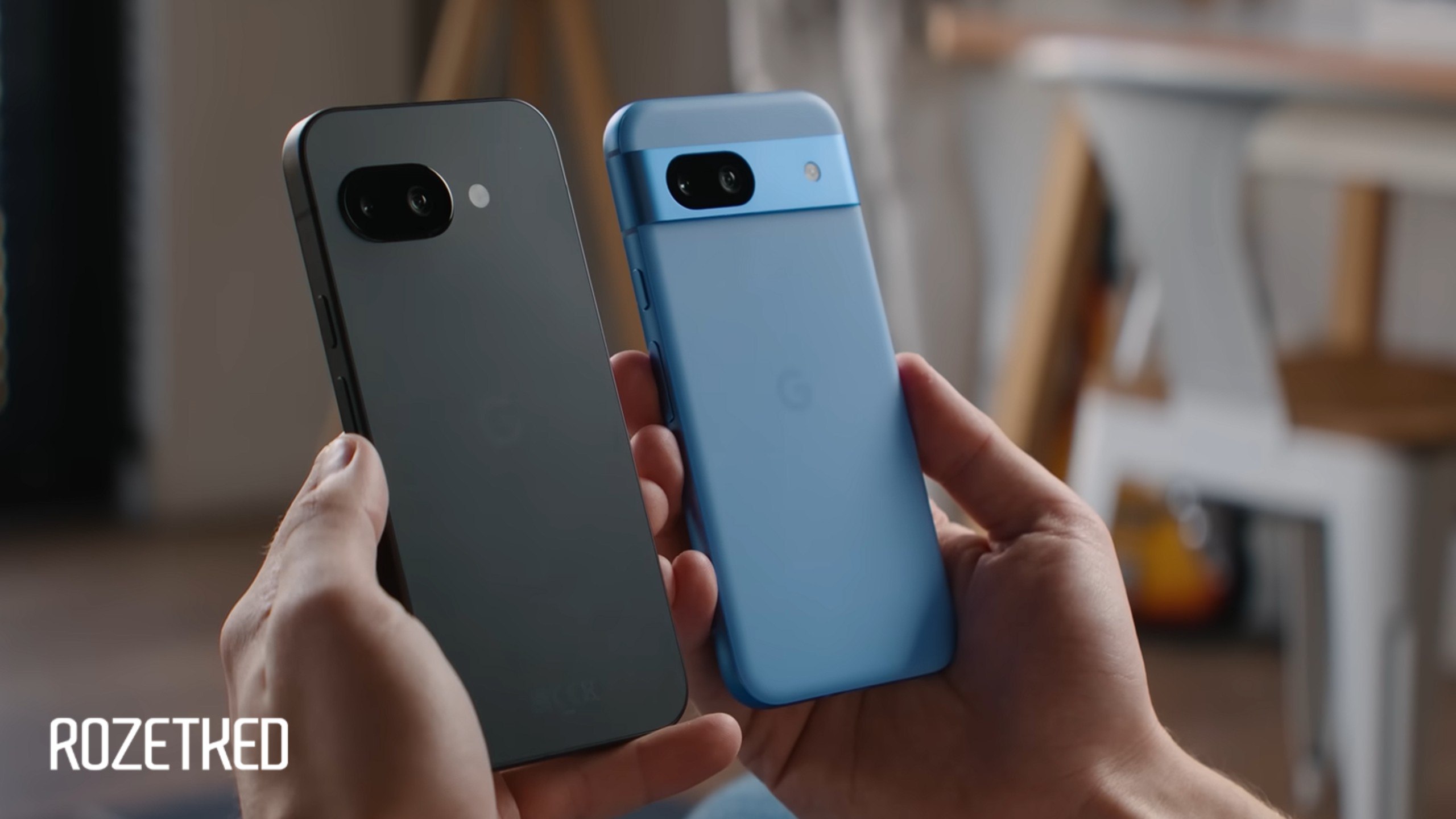 Утекли первые характеристики Pixel 10а Правда особой информативностью они не отличаются да и видимых изменений нет Смартфон получит OLED дисплей на 6 285 с частотой 60 120 Гц 8 128 ГБ памяти и батарейку на 5100 мАч Возможно текст со слайда Verizon где всплыли эти спецификации лишь заглушка Официального анонса от Google не было но прошлое поколение было показано в марте то есть почти год назад rozetked me news 43222