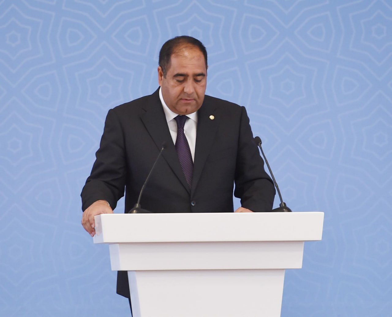 СГБ проводит операцию в Балакене задержан глава Исполнительной власти Служба государственной безопасности СГБ проводит операцию в Исполнительной власти ИВ Балакенского района Как сообщает Qafqazinfo в рамках операции связанной с коррупционными правонарушениями и должностными преступлениями задержаны глава ИВ Ислам Рзаев и несколько других официальных лиц Дополнительная информация будет предоставлена позже ruoxuaz СГБ Балакенскийрайон   Новости Азербайджана Написать нам