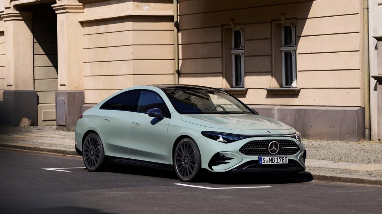Новый Mercedes Benz CLA 220 получит двигатель китайского Geely в седан установят 1 5 литровую турбочетвёрку на 188 л с В гибридной версии с электромотором силовая установка M252 будет выдавать уже 208 л с а разгон до 100 км ч составит 7 1 секунды