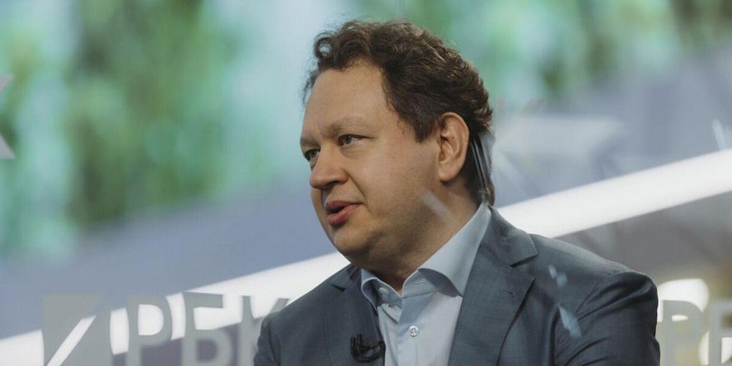 Первый зампред ВТБ Пьянов дал совет куда вложить 1 млн Об этом он рассказал в эфире Радио РБК По мнению банкира ответ на этот вопрос зависит от готовности инвестора к риску Он выделил два типа инвесторов традиционный инвестор и прогрессивный который готов в большему риску Для первого типа лучший вариант вложения 1 млн сейчас это по прежнему банковский вклад Для второго типа инвесторов это фонды денежного рынка ответил Дмитрий Пьянов на соответствующий вопрос РБК Инвестиций Для первого типа лучше вклада по прежнему ничего нет Все ставки сейчас по вкладам выше инфляции добавил первый зампред ВТБ Подробнее Первый зампред ВТБ Пьянов дал совет куда вложить 1 млн Подписаться на Сам ты инвестор