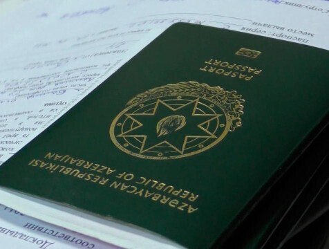 18 нелегальных мигрантов из Калужской области выдворили за пределы страны   Как сообщили в УФСПП России по Калужской области, за вторую половину июля 18 граждан иностранных государств были депортированы. В число нелегальных мигрантов вошли уроженцы Узбекистана, Таджикистана, Беларуси, Азербайджана, Туркменистана и Египта. Большинство нарушителей незаконно находились на территории Боровского района и областного центра.