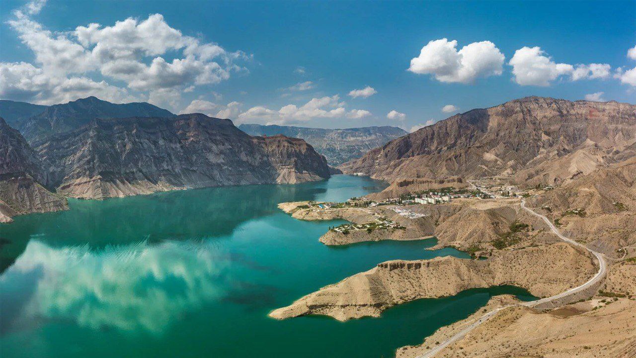 Муниципальные выборы 23 ноября продемонстрировали высокий уровень конкуренции В воскресенье 23 ноября в России состоялись выборы муниципальных представительных органов в 4 субъектах Республике Дагестан Красноярском крае Тверской и Челябинской областях На избирательных участках в трех регионах присутствовали общественные наблюдатели По оценке экспертов выборы были конкурентными процедура их проведения не оставляет никаких сомнений в легитимности прошедших выборов Подробнее в обзоре НОМ