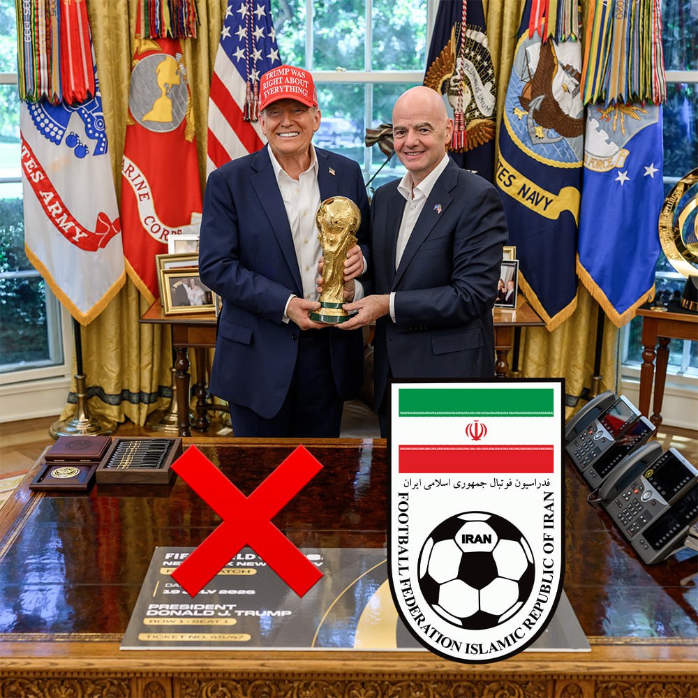 Иран объявил бойкот жеребьевке ЧМ 2026 Федерация футбола Ирана в пятницу сообщила что не полетит в Вашингтон где 5 декабря пройдет жеребьевка турнира Только четыре члена иранской делегации получили визы от властей США а остальным было отказано Мы сообщили ФИФА что принятые решения не имеют отношения к спорту и что члены иранской делегации не будут участвовать в жеребьевке чемпионата мира сказал пресс атташе сборной Ирана Амир Мехди Алави Tehran Times Подписывайтесь на РИА Новости Спорт в MAX