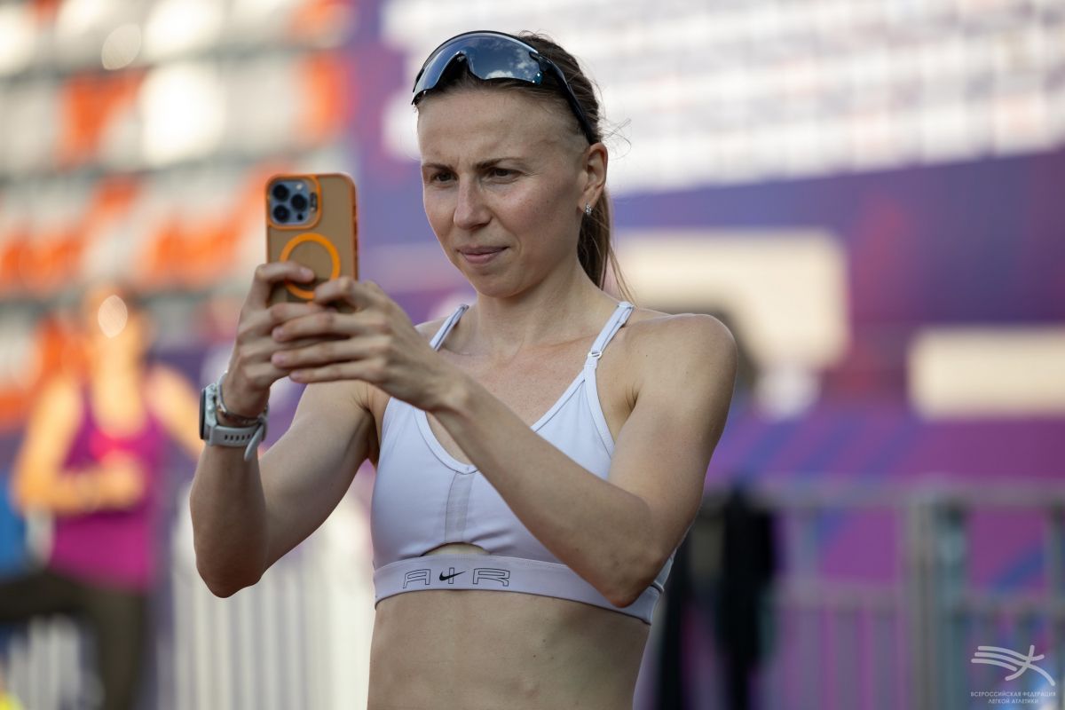 Тульская легкоатлетка Екатерина Реньжина стала серебряным призёром Чемпионата России Тульская легкоатлетка Екатерина Реньжина стала серебряным призёром Чемпионата России. Она финишировала второй на дистанции 800 метров. ↗ Прислать новость Подписаться