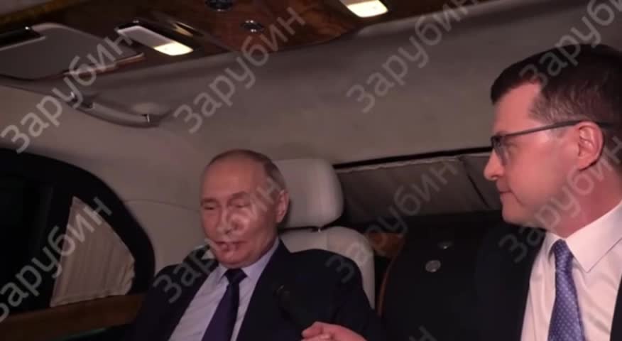 Путин обсудил рабочие моменты в автомобиле Aurus и отметил его российское происхождение