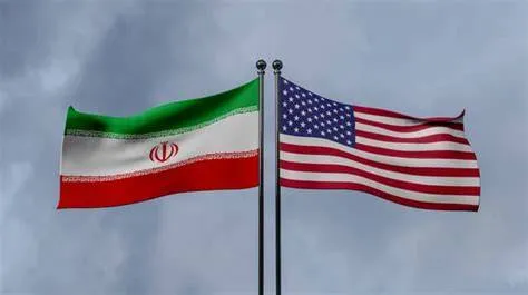 США Иран Переговоры всё  Иран окончательно отказался участвовать в переговорах с США сообщает иранское агентство Tasnim  Вице президент США Джей Ди Вэнс отменил поездку в Пакистан где должны были пройти переговоры с Ираном передает AP  До окончания сроков перемирия между США и Ираном осталось чуть больше 4 часов  Цены на нефть ускорили рост до 5 Brent выше 100 за баррель впервые с 13 апреля UPD США отложат возможное нападение на Иран по просьбе руководства Пакистана заявил Трамп отметив что правительство страны серьёзно расколото По его словам США продолжат блокаду сохранят военную готовность и продлят режим прекращения огня до завершения обсуждений Подписаться на truekpru Читать нас в MAX