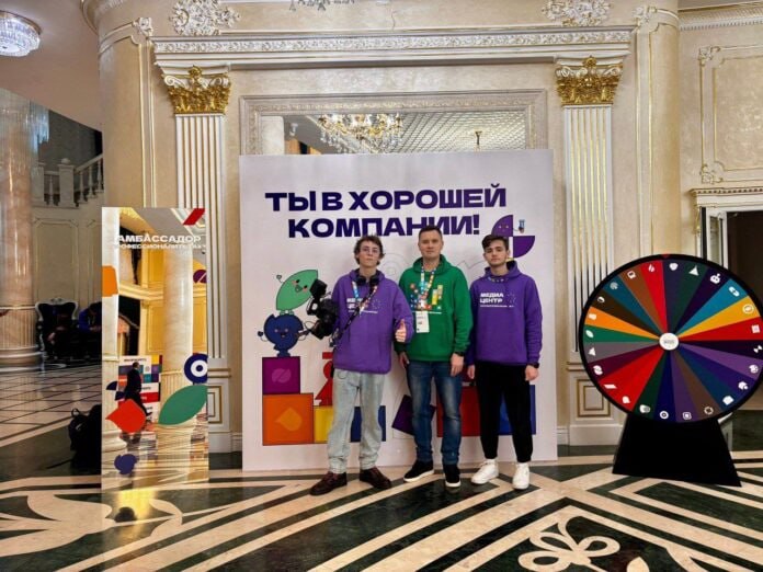 Южно Якутский технологический колледж в финале конкурса медиацентров Студенты Южно Якутского технологического колледжа представляют республику в финале III Всероссийского конкурса молодежных медиацентров СПО Подробнее читайте по ссылке Фото пресс служба ИРПО Якутии yk24 ru в MAX Telegram ВК VK Видео