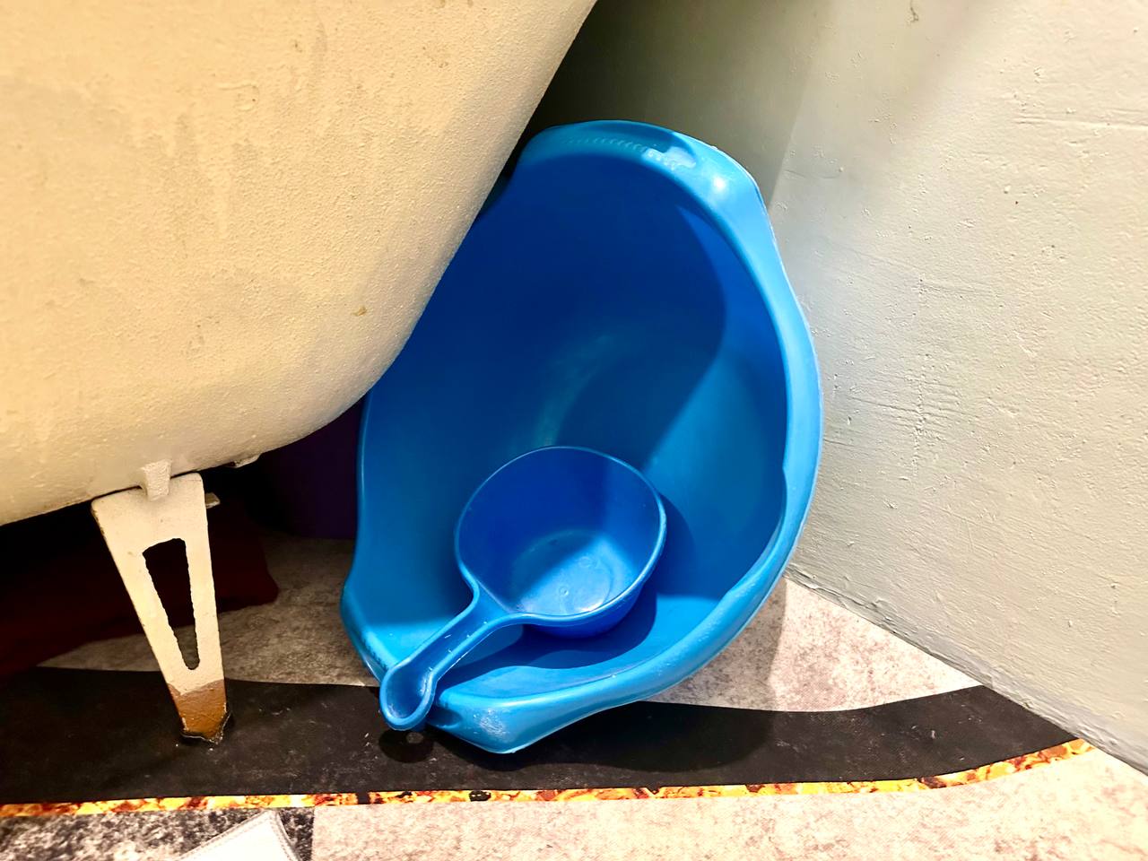 Ограничат подачу горячей воды в некоторых домах Биробиджана 19 декабря с 10 00 до окончания работ будет временно ограничена подача горячей воды в связи с ремонтом на вводе в многоквартирные дома Отключение затронет дома по адресам ул Набережная 10 14 14а 16 19 1 21 24 24а 26 30 32 34 36 ул Бумагина 19 ул Набережная 28 детский сад 21 спасибо за информацию опять без воды Подпишись на нас в МAХ