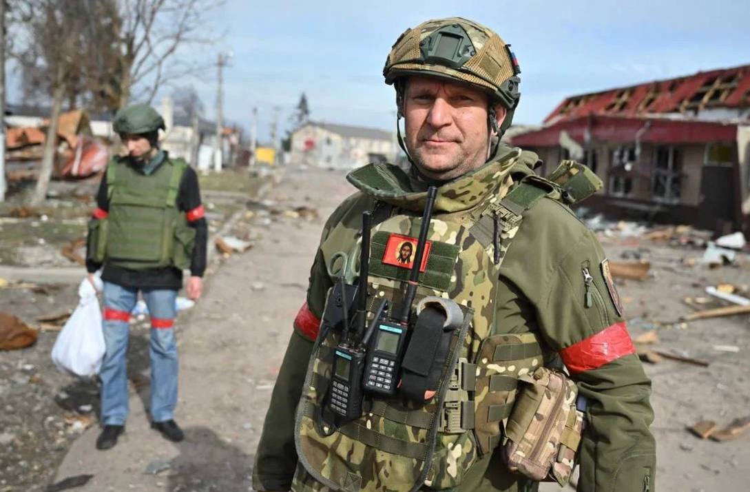 Алексей Спиридонов избран депутатами Представительного Собрания новым главой Суджанского района Врио губернатора Александр Хинштейн отметил, что у него хороший управленческий опыт. Был председателем комитета физической культуры и спорта Курской области, после — возглавлял АНО «Патриот». С 6 августа сам участвовал в эвакуации населения, в первую очередь — жителей Суджанского района. Вместе с военными вывозил людей из освобождённых сёл и деревень. - Главная задача сейчас у Алексея Спиридонова - преодолеть управленческий кризис, который сложился в районе, - сказал Александр Хинштейн. - Нужно обеспечить массовое восстановление разрушенной инфраструктуры, предстоит фактически заново построить Суджу и десятки других населённых пунктов. Рассчитываю, что Алексей Вячеславович с учётом его опыта с этими непростыми задачами сумеет справиться. Сейм Курская область