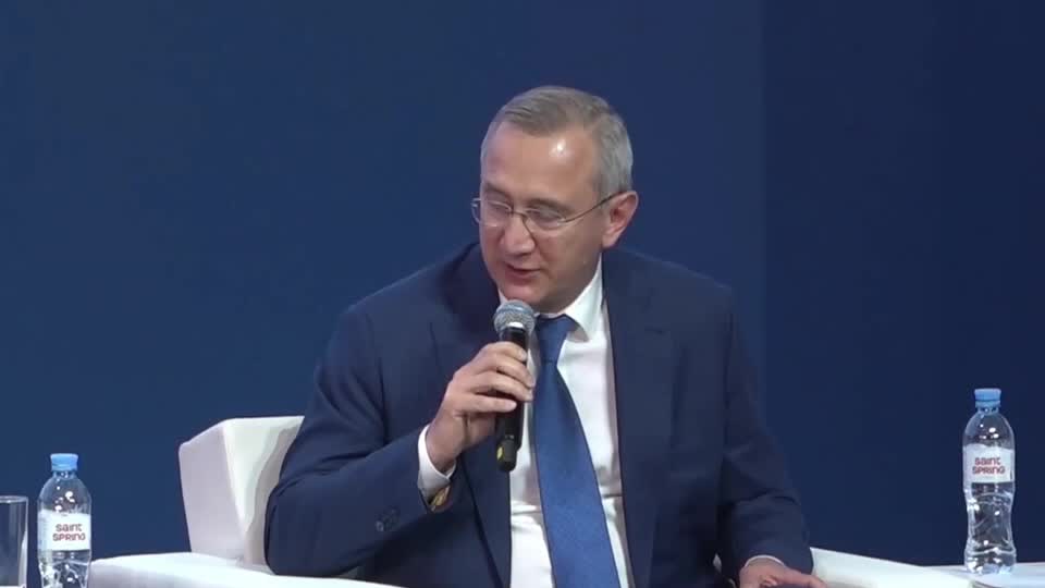 Владислав Шапша обсудил гуманное отношение к животным на форуме АСИ