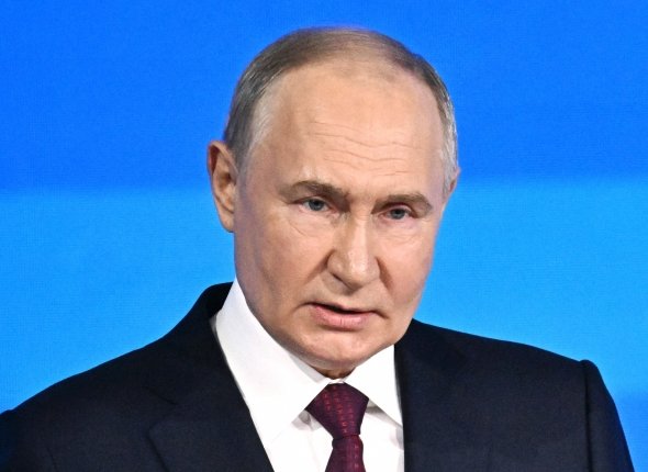 Поезд ушел: Путин ответил брендам, желающим вернуться в РФ Ушедшие компании, продавшие бизнес по бросовым ценам, хотят выкупить его обратно за гроши    Читать подробнее на сайте...