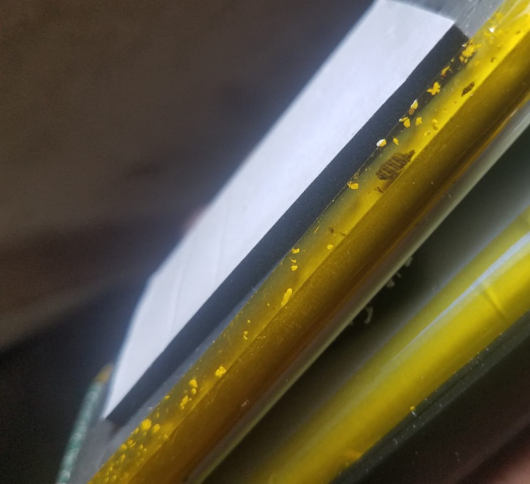 Samsung тестирует аккумулятор для смартфонов ёмкостью 20 000 мАч   Компания проводит испытания батареи для смартфонов состоящей из двух секций общей ёмкостью 20 000 мАч Однако прототип столкнулся с проблемой при работе дополнительный модуль увеличивается в объёме на 80 что неприемлемо для серийных устройств запас хода на неделю мечта только из лаборатории выйдет не скоро Следи за новостями VA PC Наш менеджер для связи