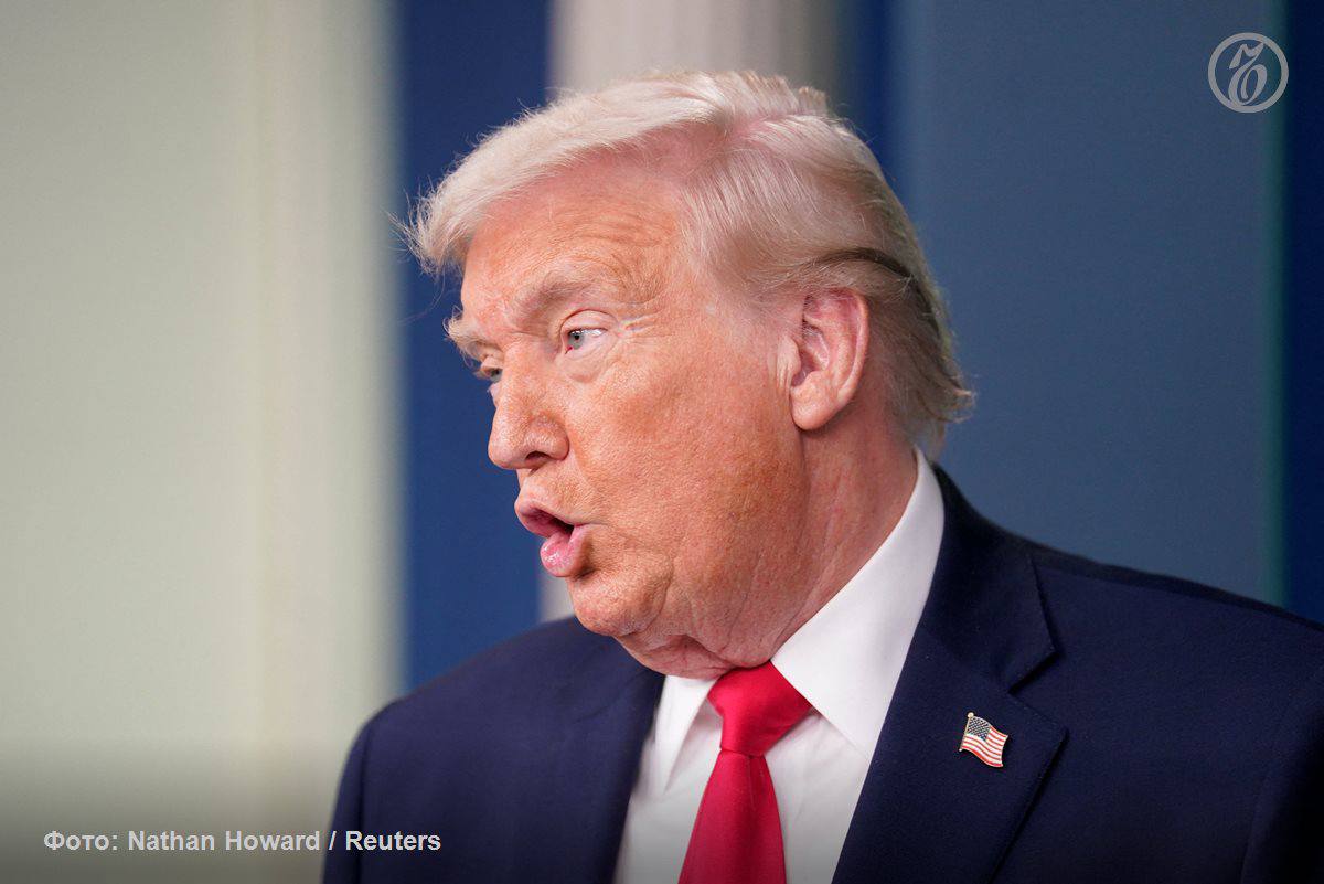 США намерены сменить власть на Кубе до конца года сообщает The Wall Street Journal Согласно публикации администрация Дональда Трампа ищет влиятельных лиц в кубинском правительстве которые оказали бы помощь в свержении режима В качестве модели рассматривается недавняя операция в Венесуэле где удалось похитить президента Николаса Мадуро при помощи информатора из его ближайшего окружения Вашингтон также рассматривает вариант экономического давления на Кубу перекрытие импорта нефти из Венесуэлы и блокирование экспорта кубинских медицинских изделий Подписывайтесь на Ъ в Telegram в MAX Оставляйте бусты