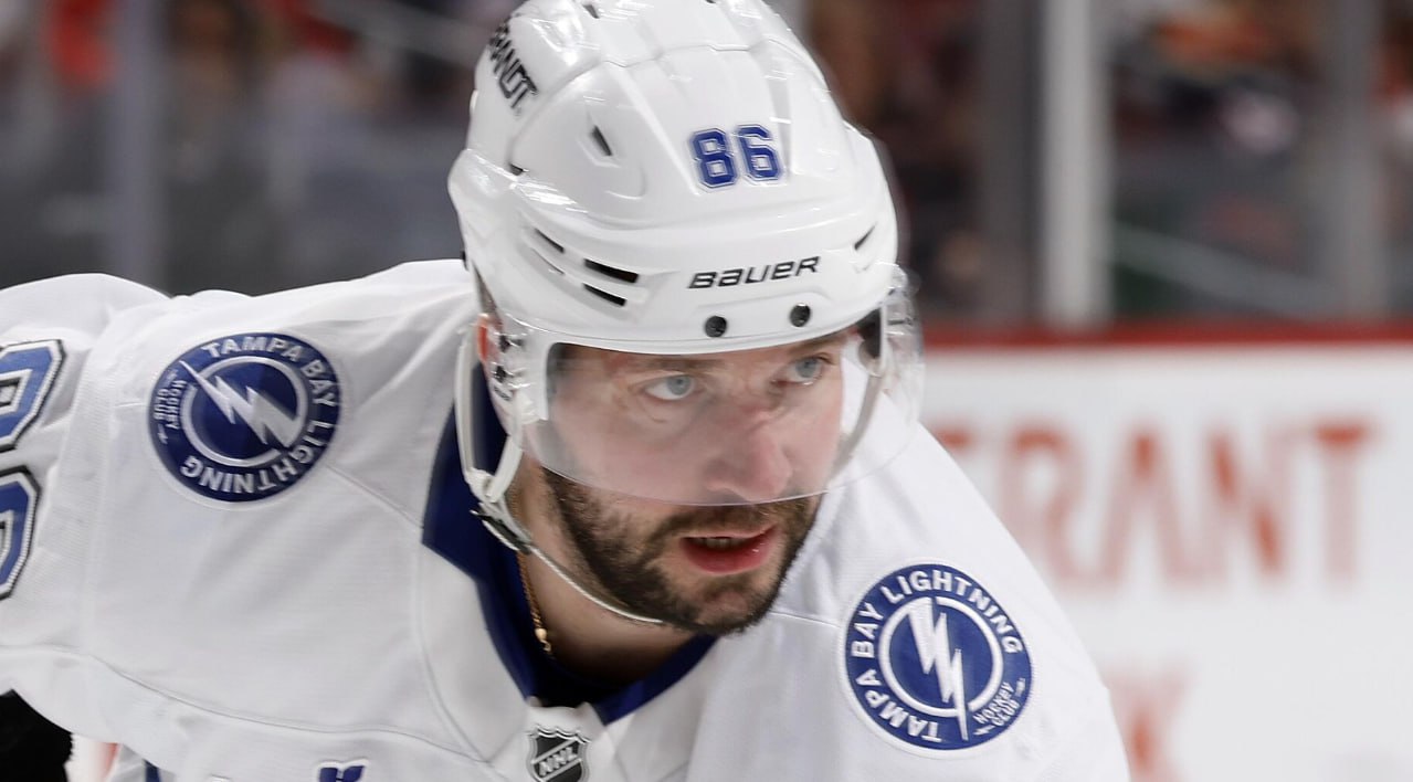 Гол и 2 ассиста Кучерова помогли Тампе обыграть Лос Анджелес Встреча завершилась со счетом 5 3 Форвард Лос Анджелеса Андрей Кузьменко набрал 2 1 1 очка