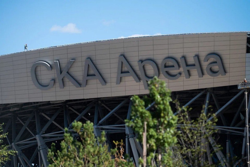 «СКА Арену» переименуют перед новым сезоном КХЛ Ранее стало известно, что самая большая хоккейная арена в стране станет домашней площадкой для клуба «Куньлунь Ред Старз». После этой новости возник логичный вопрос о переименовании ледовой арены. : СПб — отдай свой буст нам