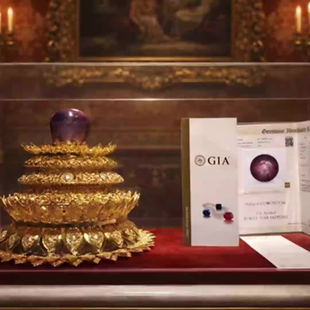 В Шри Ланке представлен крупнейший в мире звездчатый сапфир весом 3563 карата