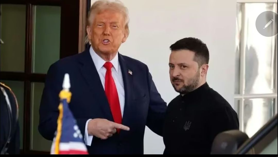 Сделка подписана. Первое заявление Трампа: США получат от сделки с Украиной гораздо больше, чем 350 миллиардов. От инициированной Штатами войны на Украине, рассорив ЕС с Россией, США уже получили и продолжают получать максимум прибыли. Теперь Штаты возвращают вложенное с процентами, получив собственную сырьевую колонию в Европе. Алюминий, графит, нефть, природный газ и много чего ещё, - всё это пойдет на обогащение США и поддержание на плаву проекта "АнтиРоссия". Зеленскмй продал Украину сначала британцам, подписав 100-летний "договор о сотрудничестве", затем американцам. Сделка не предусматривает гарантии безопасности для Украины со стороны США. Война продолжится.