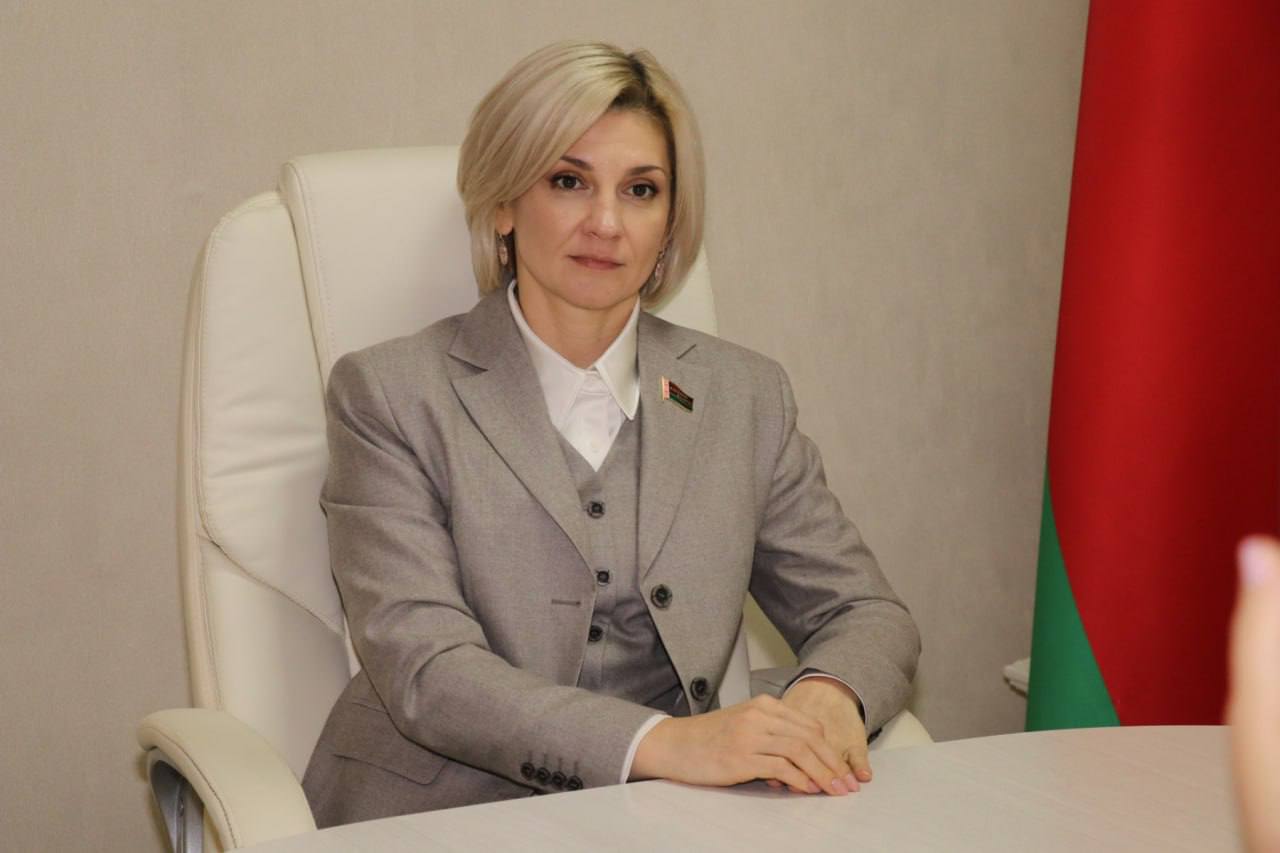 16 октября 2025 г с 9 00 член Постоянной комиссии Совета Республики Национального собрания Республики Беларусь по законодательству и государственному строительству Пантюхова Ксения Александровна проведет личный прием граждан в том числе индивидуальных предпринимателей их представителей и представителей юридических лиц по адресу г Гомель просп Ленина д 2 Гомельский областной исполнительный комитет каб 102 Предварительная запись на прием осуществляется 14 октября с 12 00 до 16 00 по телефону 8 044 717 36 06