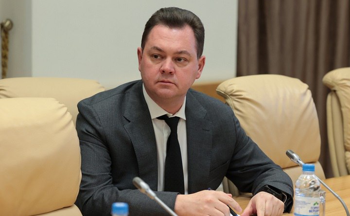Бывший глава администрации Таганрога стал замгубернатора Ростовской области Новым заместителем губернатора Ростовской области назначен Андрей Фатеев В этой должности он будет курировать деятельность министерств образования культуры а также регионального комитета по охране объектов культурного наследия ОКН новостиростова Подпишись на donnewsru