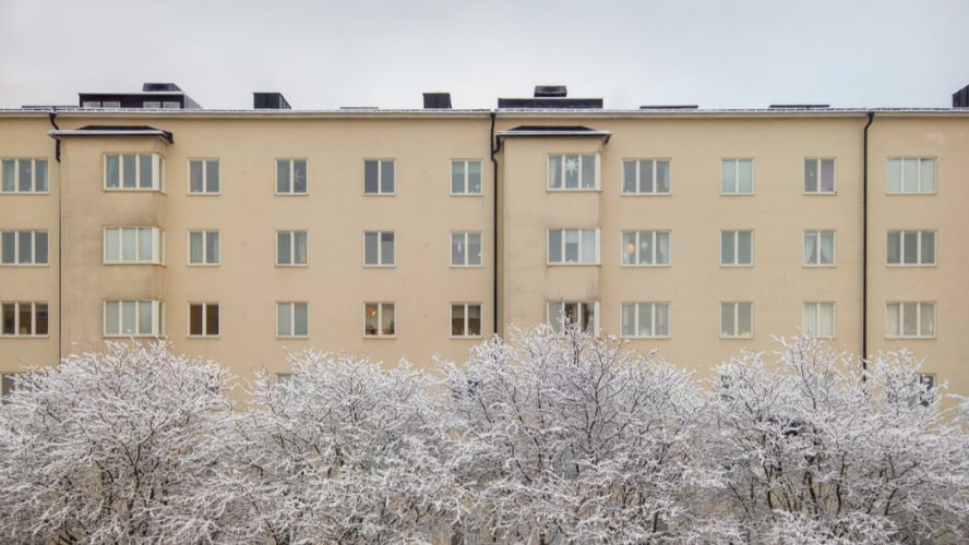 В Воронежской области может увеличиться плата за капремонт С жильцов домов с лифтами планируют взимать 16 рублей 17 копеек за кв м площади квартиры что на 17 3 больше текущего тарифа Жильцы домов без лифтов будут платить 15 рублей 67 копеек за кв м повышение на 13 6 Власти опубликовали проект соответствующего приказа Если приказ одобрят он начнет действовать с 1 января 2026 года Подписывайтесь на канал РИА Воронеж в Max