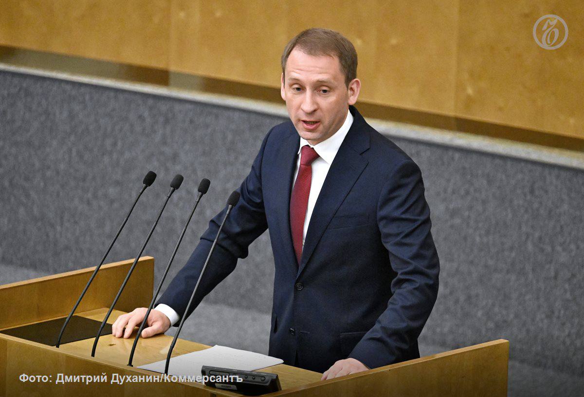 Изучение русского языка стало обязательным в школах КНДР Он введен в программу с четвертого класса сообщил глава Минприроды и сопредседатель международной правовой комиссии по торгово экономическому и научно техническому сотрудничеству России и КНДР Александр Козлов По его словам в России корейский язык изучают более 3 тыс школьников Подписывайтесь на Ъ Оставляйте бусты