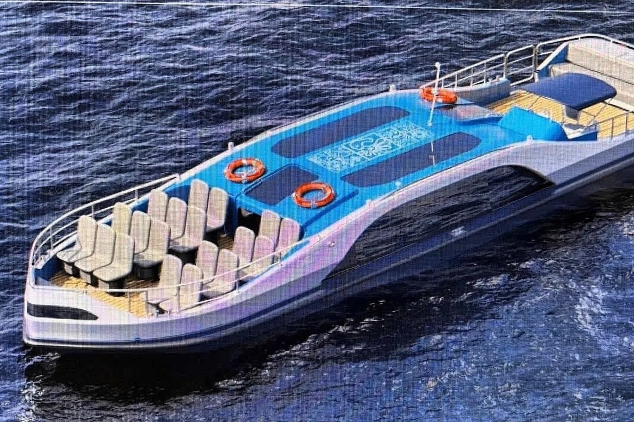 Два новых речных трамвайчика появятся на Вологде летом Имена для них выберут сами вологжане Голосование уже запущено и будет проходить до 10 февраля На выбор предложены пять пар названий набравших наибольшую поддержку в комментариях подписчиков Вологодские зори и Вологжанин Петр и Феврония Петр Первый и Иван Грозный София и Прилуки Икра и Масло Трамвайчики закупленные на средства областной субсидии в рамках Стратегии 2 0 по инициативе губернатора области поступят в город в апреле 2026 года Вологда Регион 35ТВ в MAX