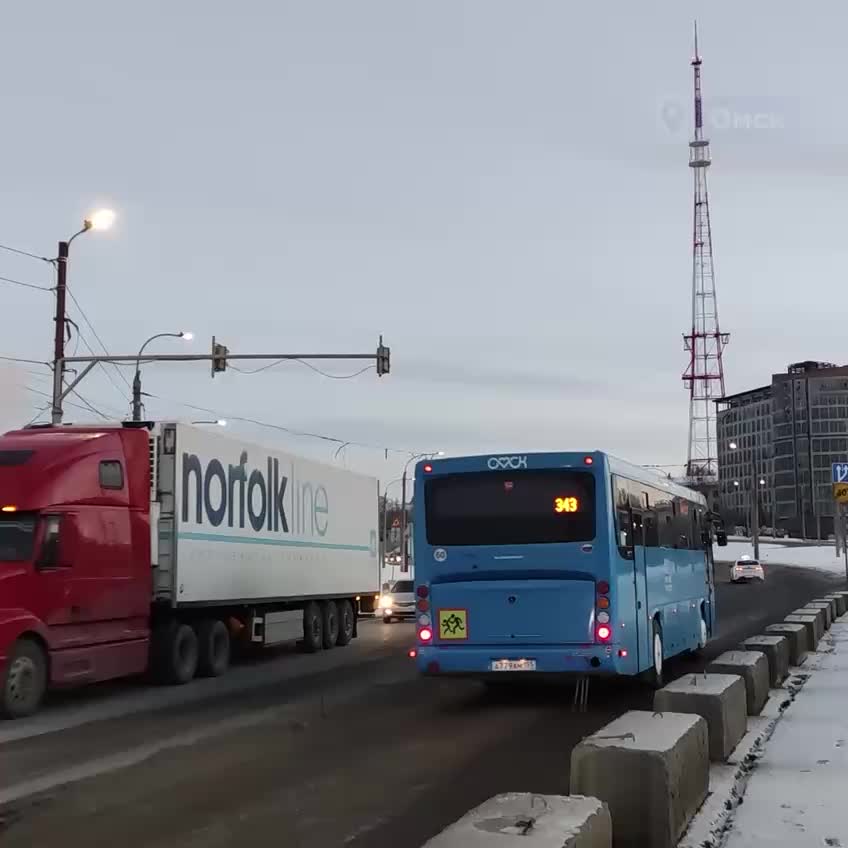 Мэр Омска Сергей Шелест проверил ход капитального ремонта моста имени 60 лет ВЛКСМ