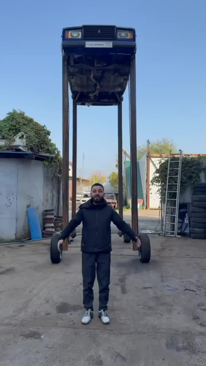 В Краснодаре представили самую высокую машину мира